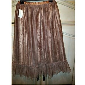 Forever 21 Tulle Skirt/Saving for TRADE